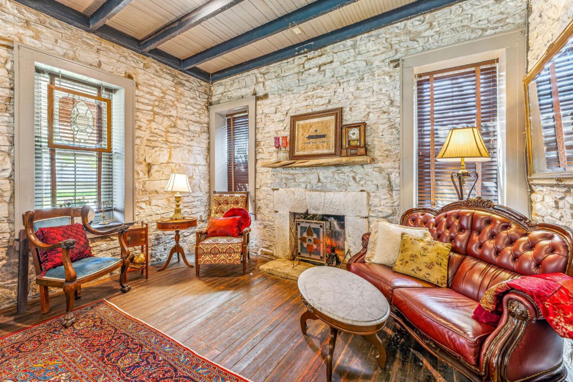 Captain Beech House Stephenville