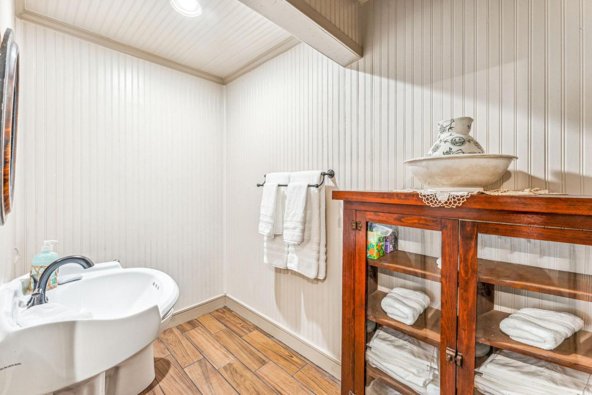 Holiday home Captain Beech House Stephenville